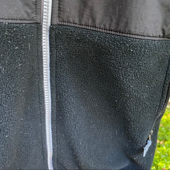 The North Face Boy’s Denali jacket L 14-16 - Picture 3 of 4